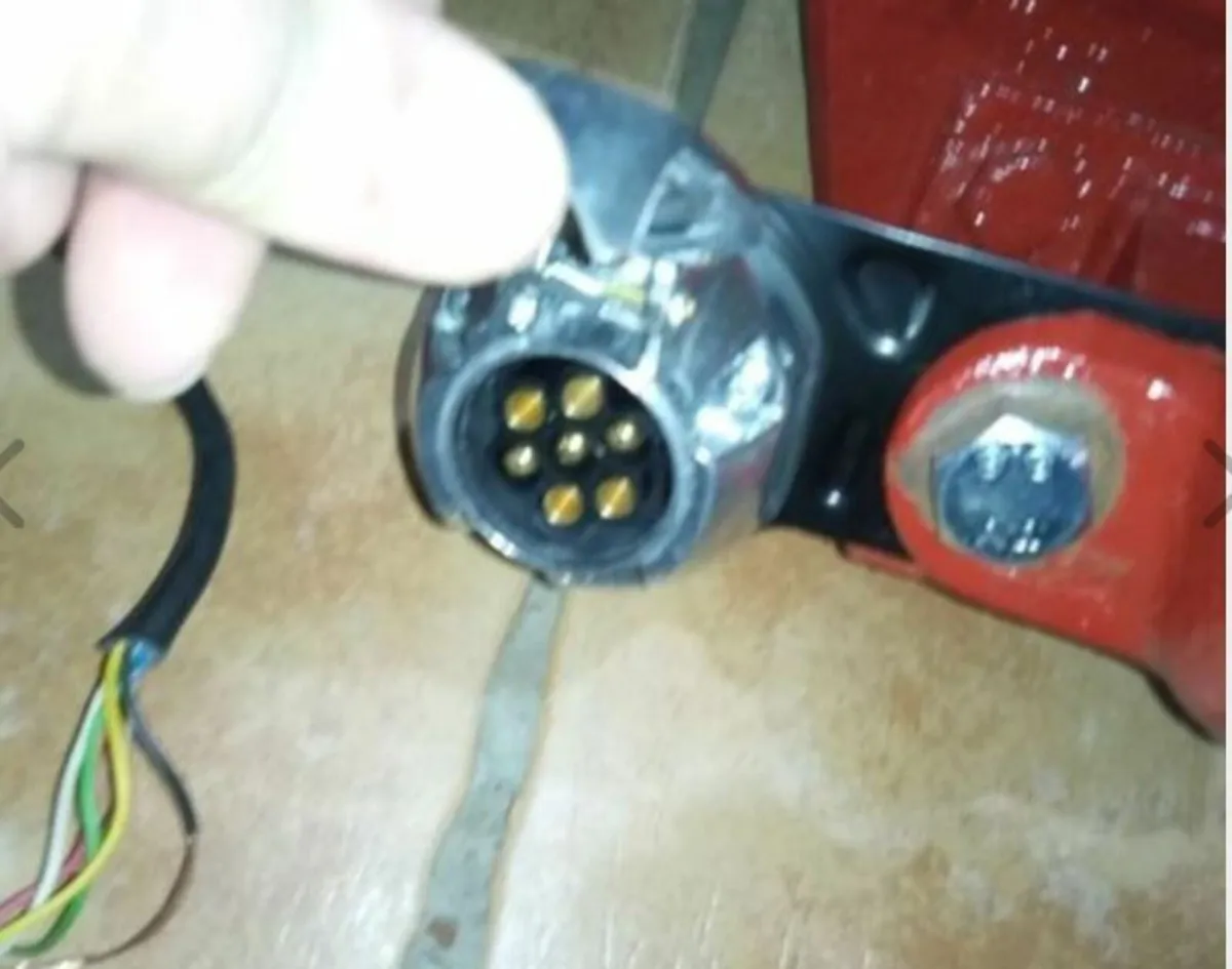 Toyota Corolla E11 3 Door Hatchback Towbar - Image 2