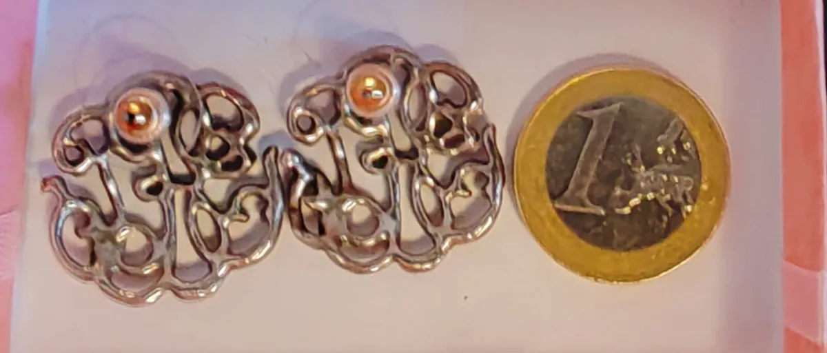 Retro Celtic design earrings - Image 4