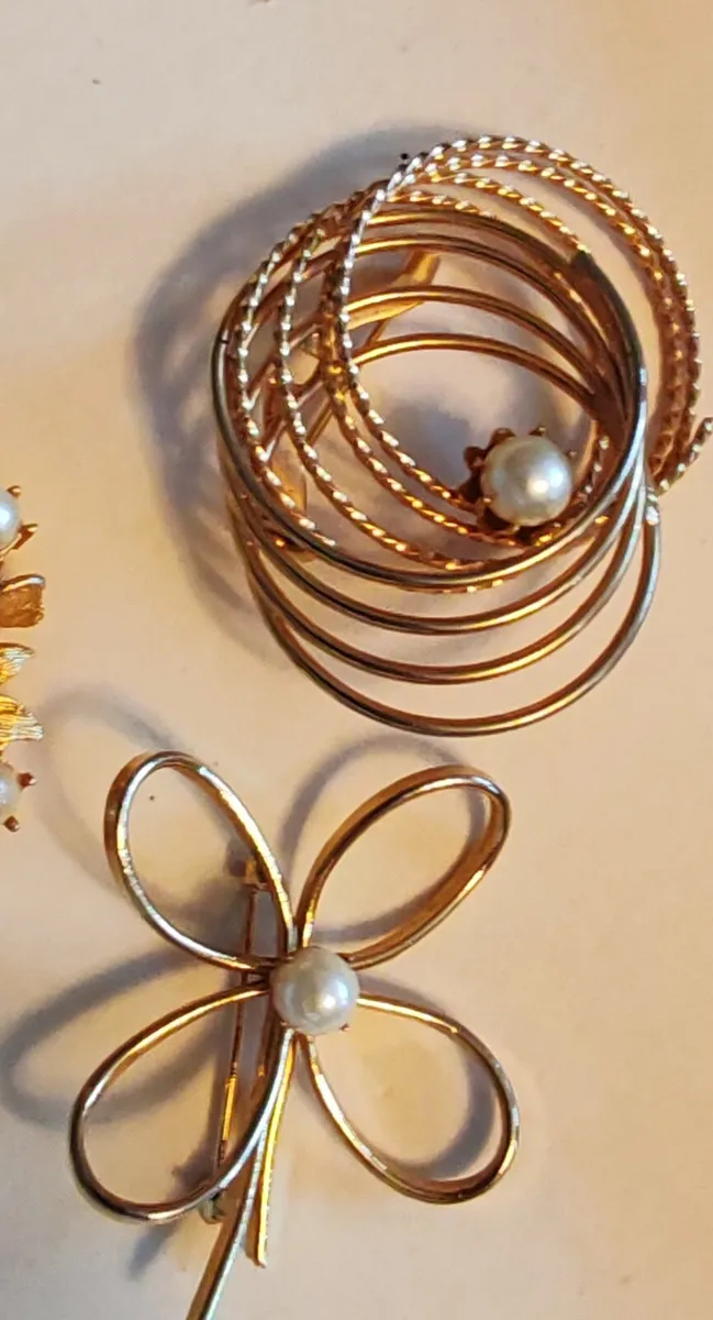 3 Vintage brooches - Image 3