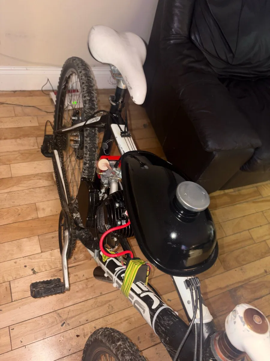 Motorised bike - Image 4