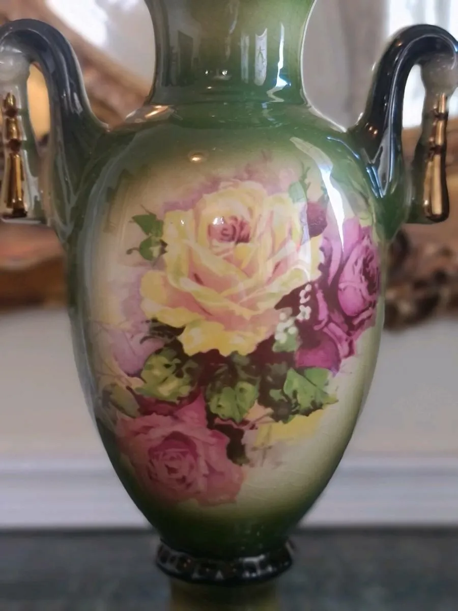 Antique vases - Image 2