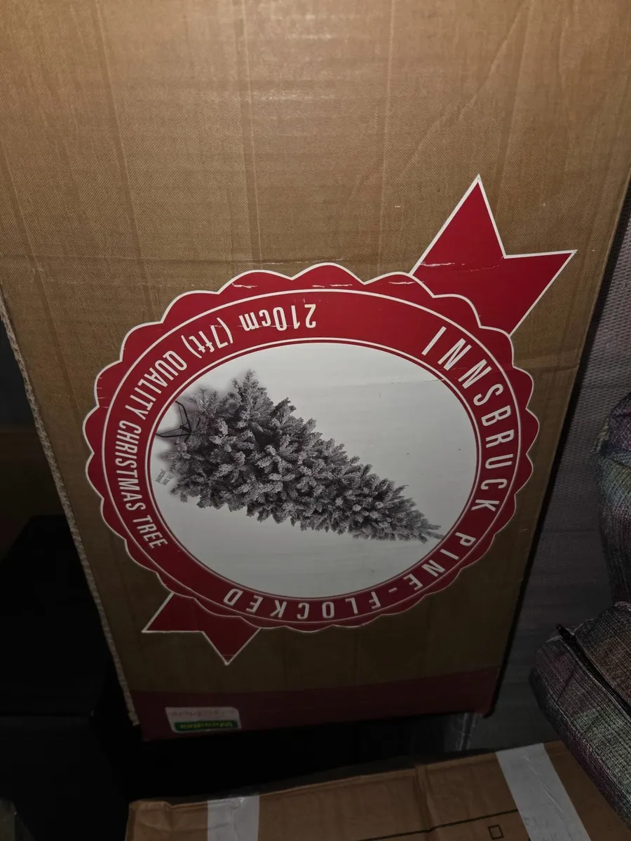 Christmas Tree 7ft - Image 3