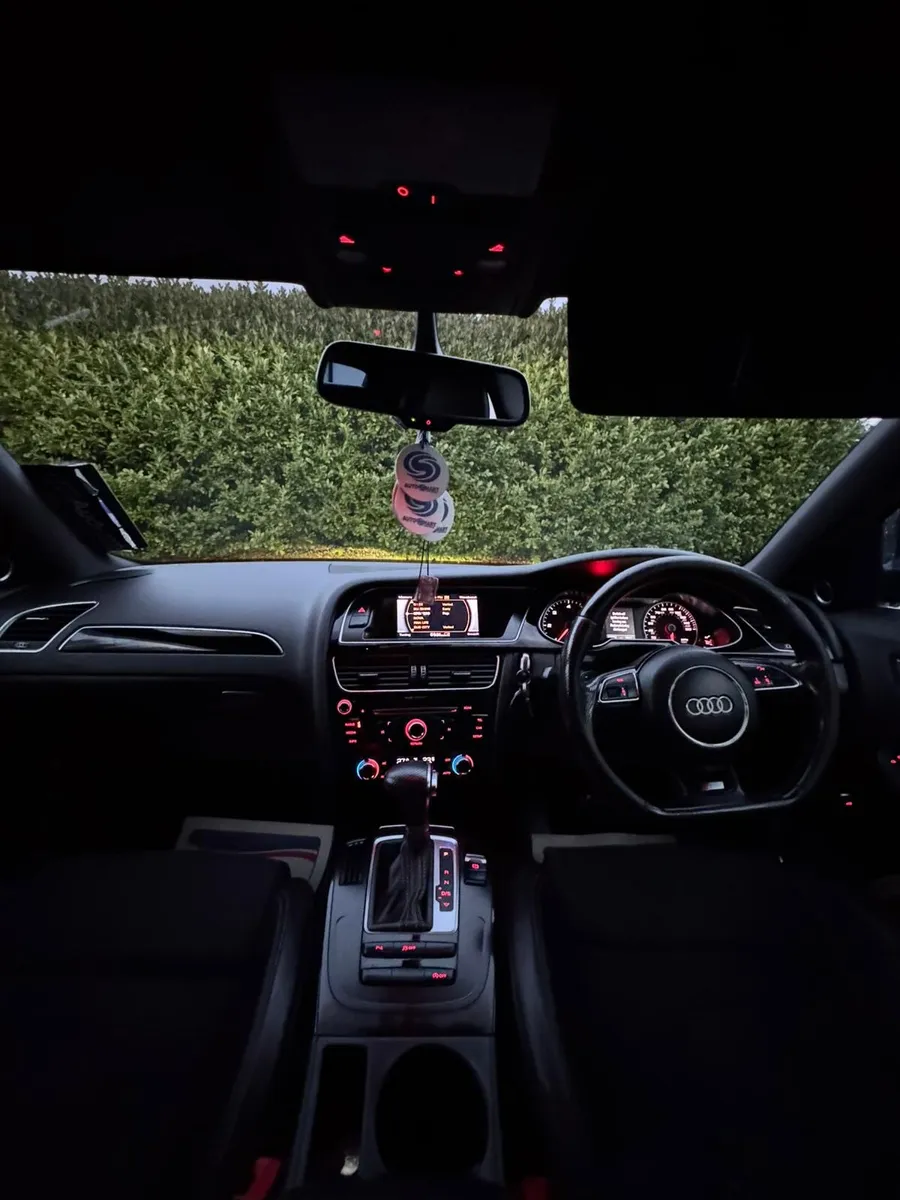 Audi a4 S-line - Image 2