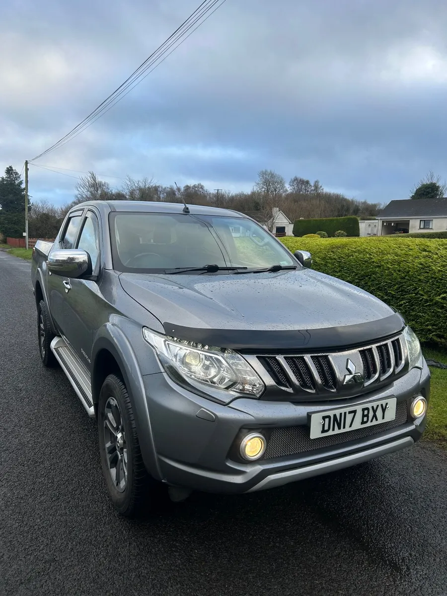 Mitsubishi L200 2017 - Image 2
