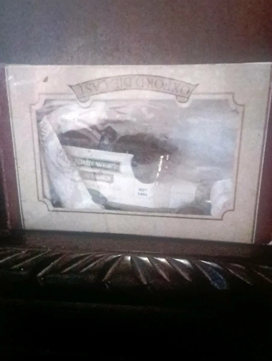 LIMITED EDITION OXFORD DIE-CAST MODELS - Image 4