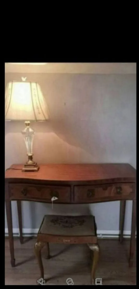 **CLEARANCE** - Stunning Inlaid Console Table - Image 2