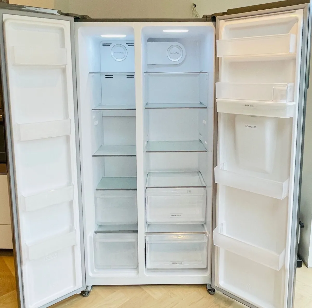 Hoover Fridge freezer American style - Image 1