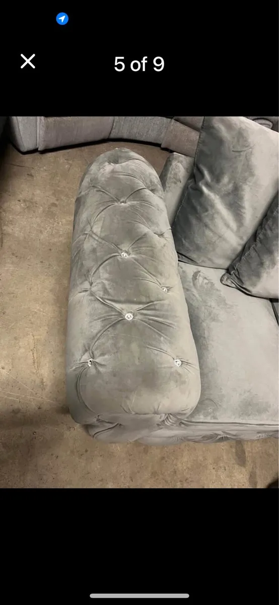 Grey velvet chesterfield sofas - Image 3