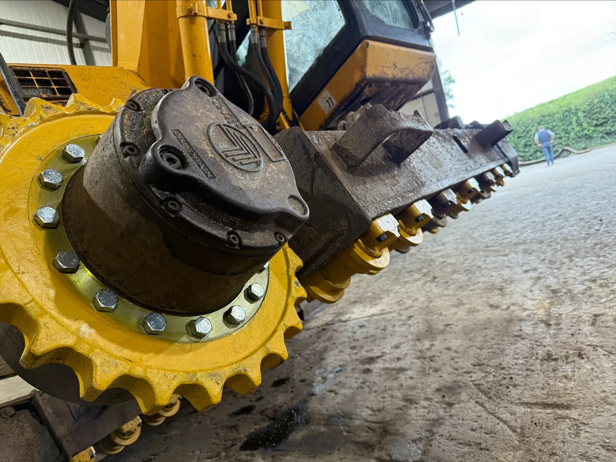 Tracks Fitted @ Undercarriage Ireland - Image 2