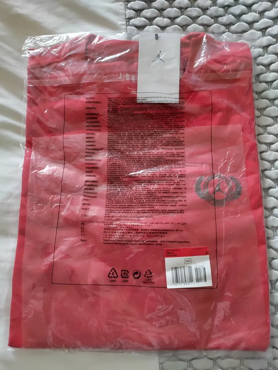 Jordan L/S T-Shirt L New - Image 4