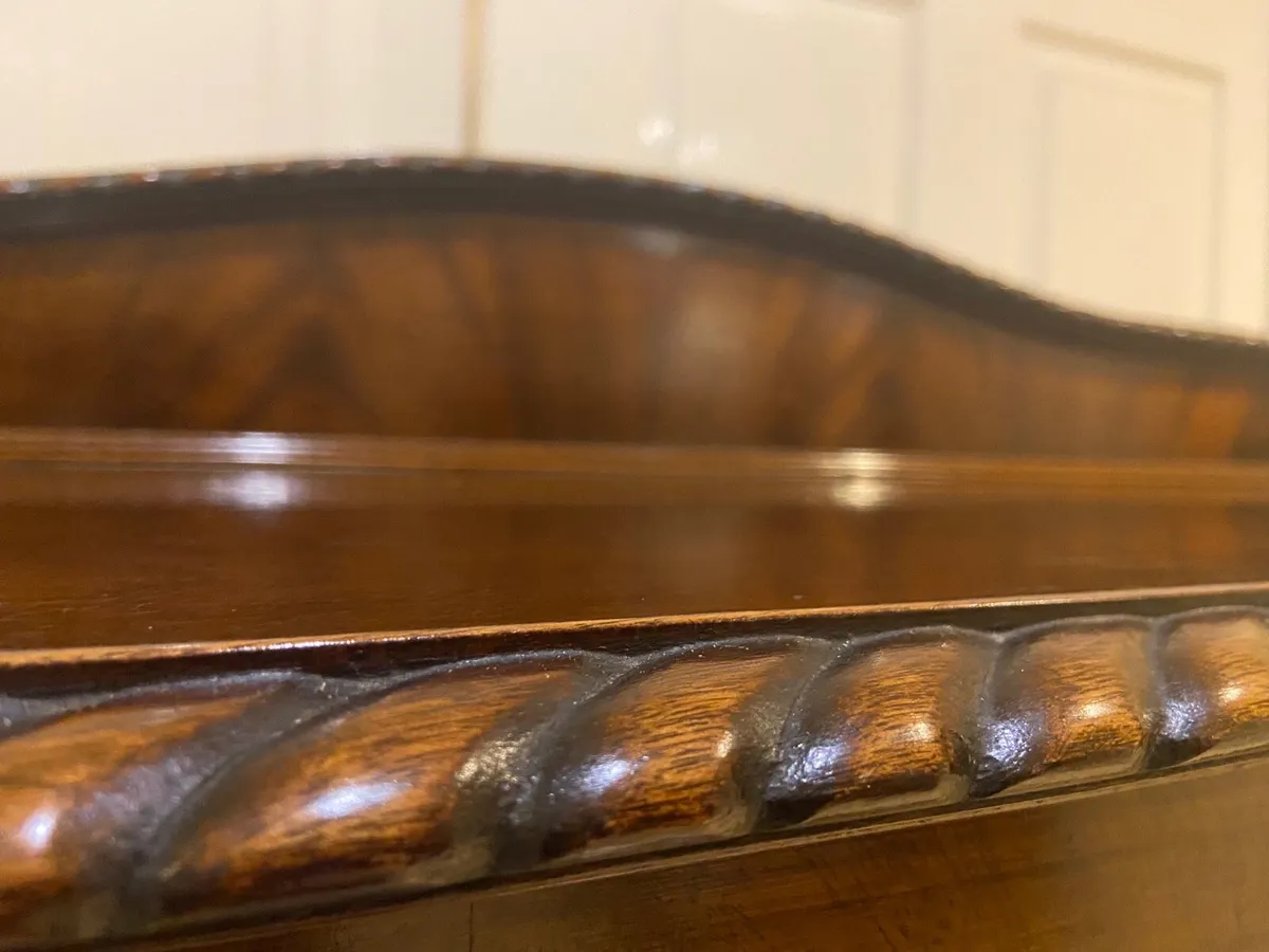 Victorian Queen Anne display cabinet - Image 2