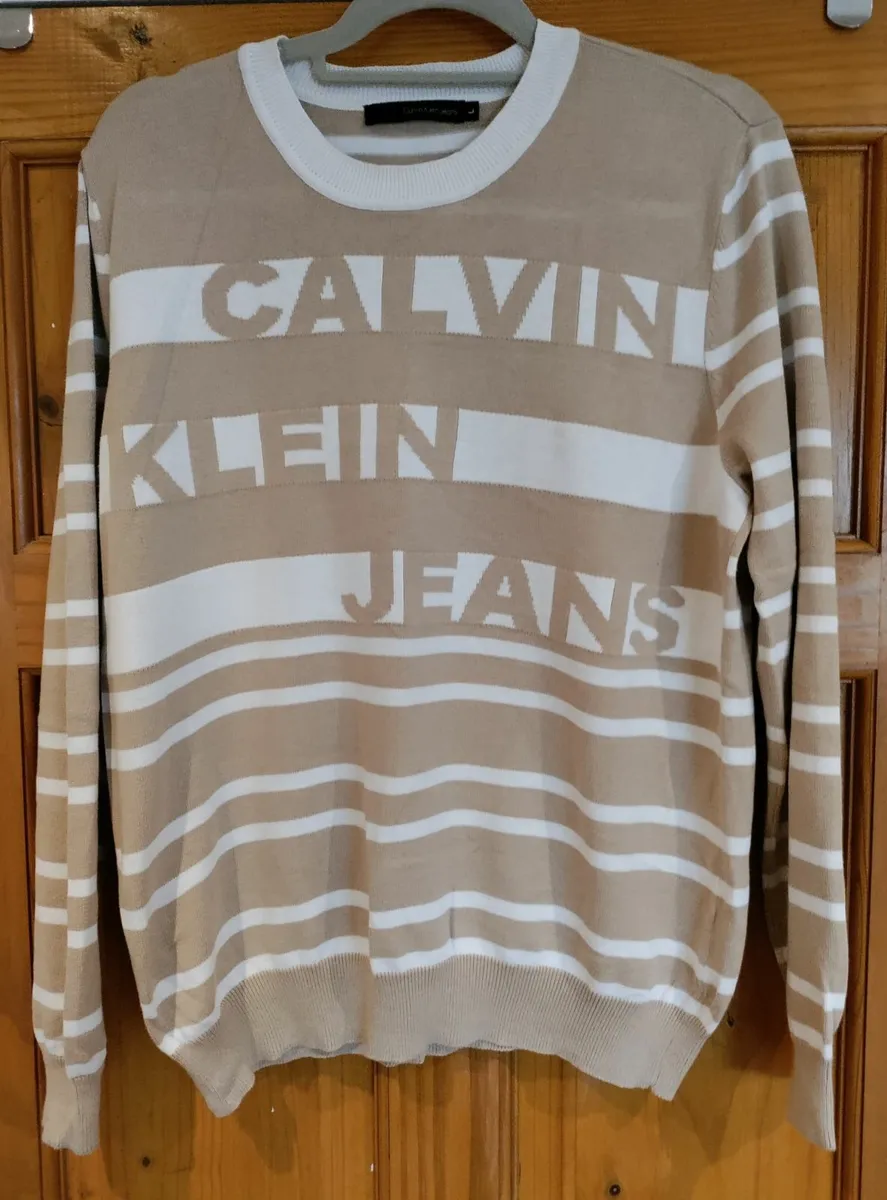 Calvin Klein sweater L - Image 1