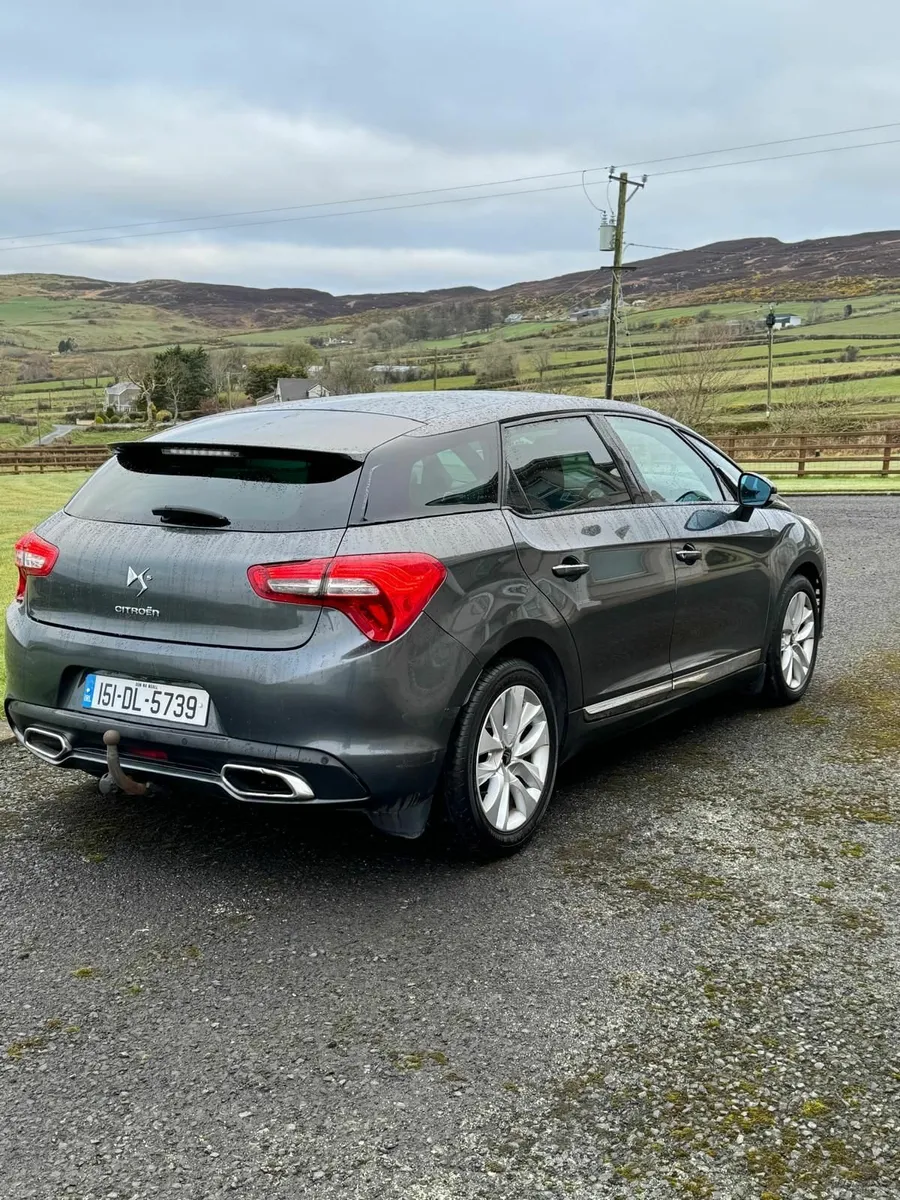 DS Automobiles DS 5 2015 - Image 2