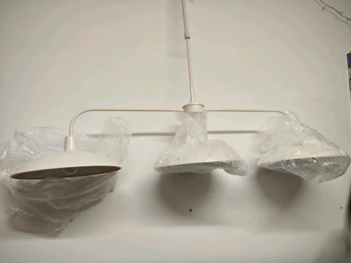 3 lamp light fitting - Image 4