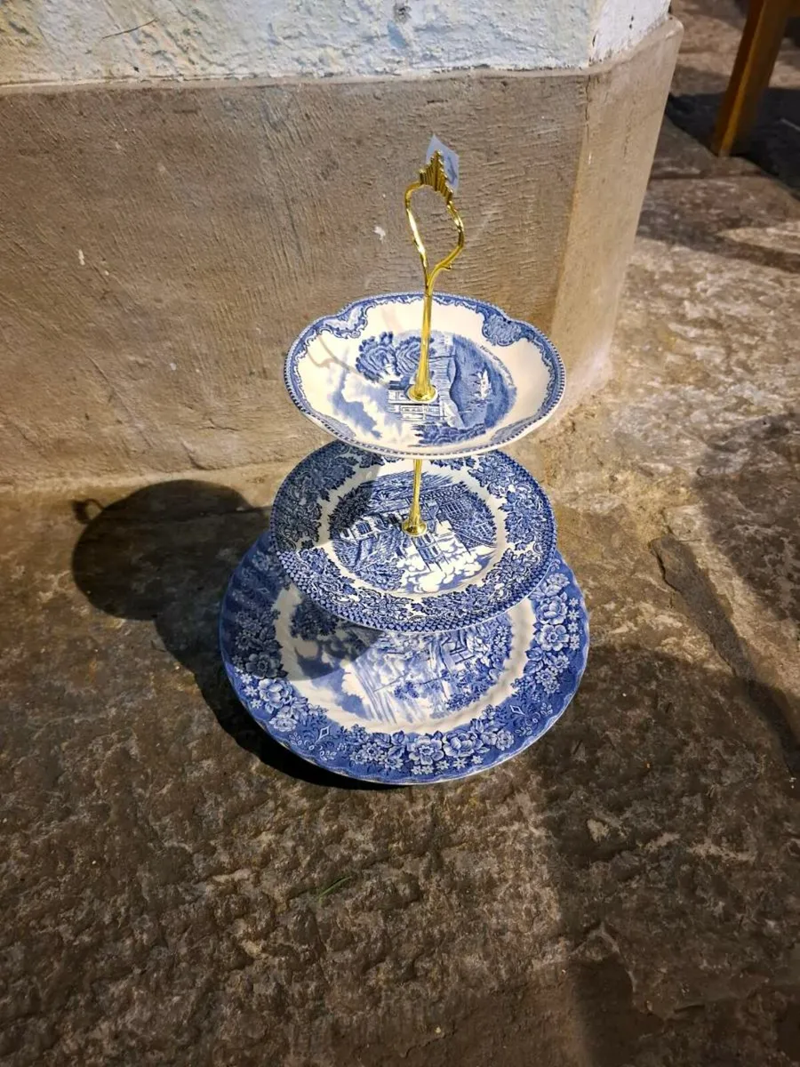 Blue 3 tiers cake stand postage possible - Image 2