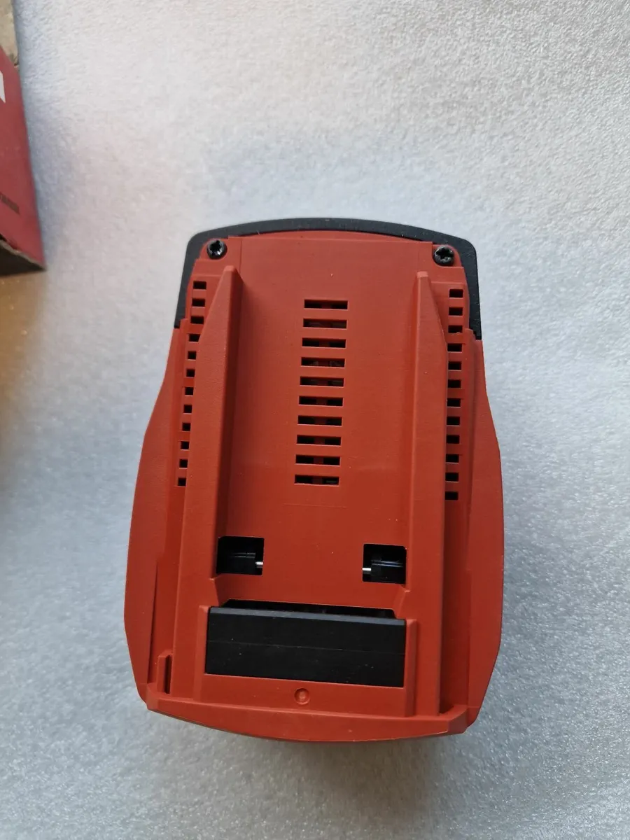 Hilti battery - Image 2