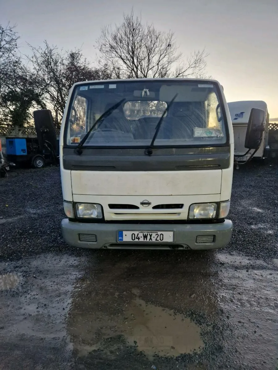 Nissan cabstar - Image 2