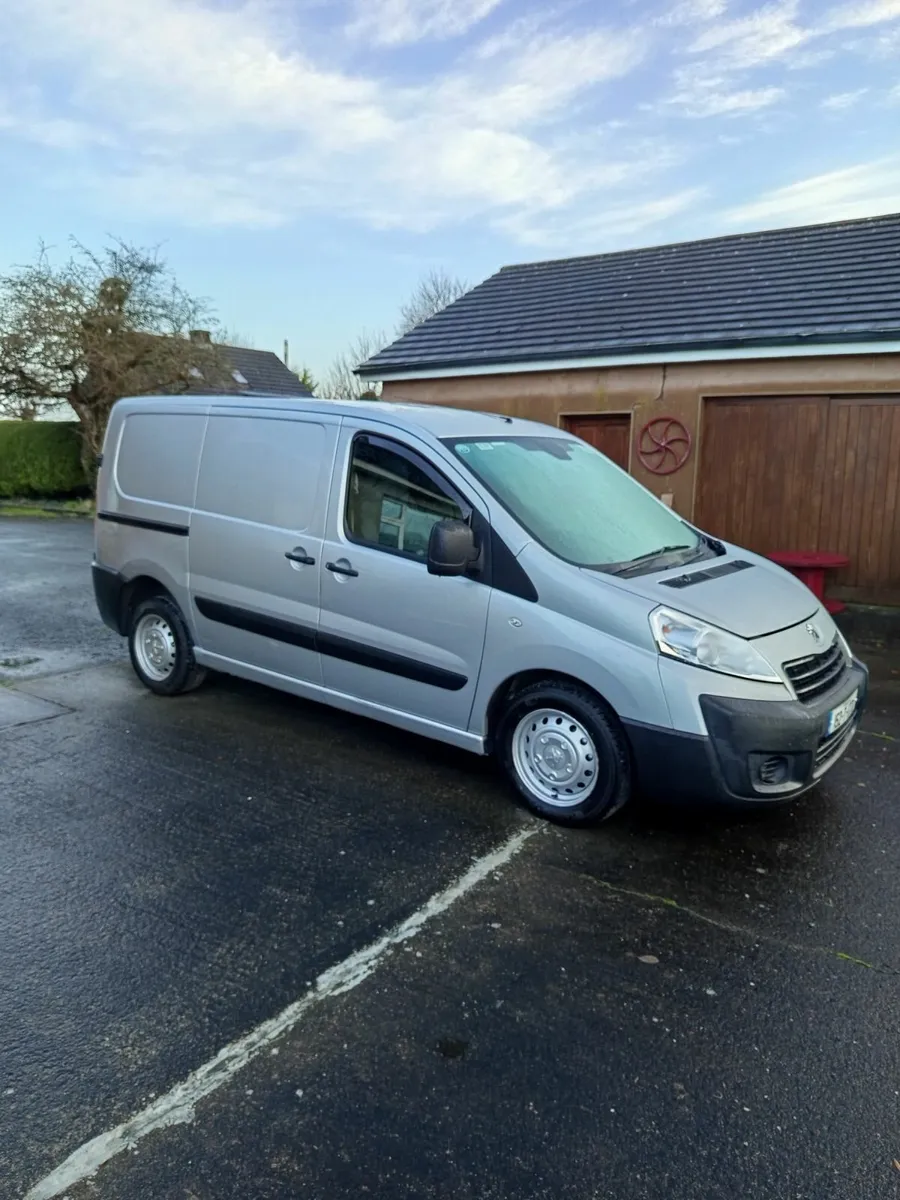 Peugeot Expert 2015 - Image 1