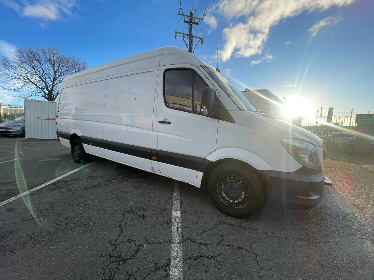 2014 Mercedes Sprinter 313 CDI - Image 2