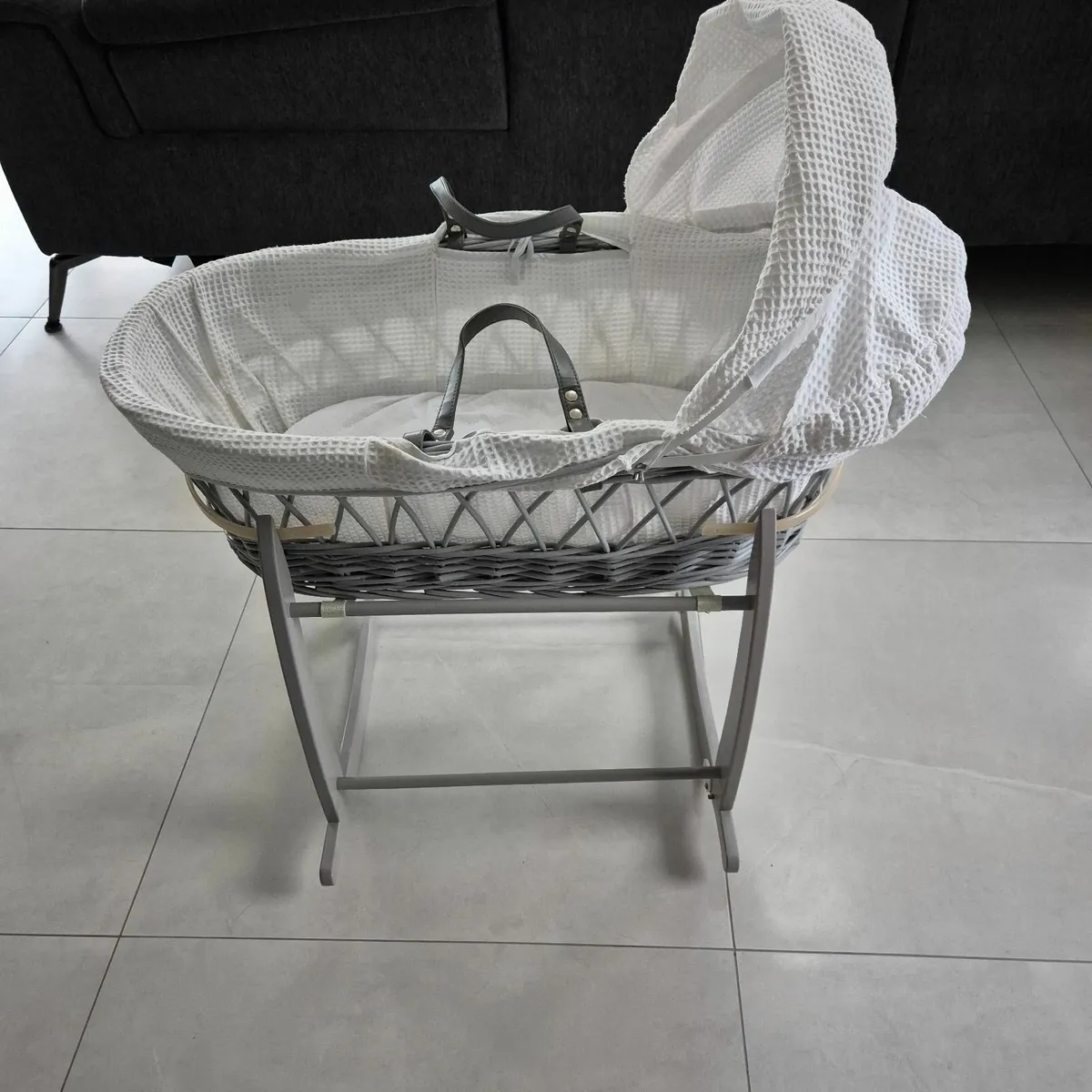 Moses basket - Image 1