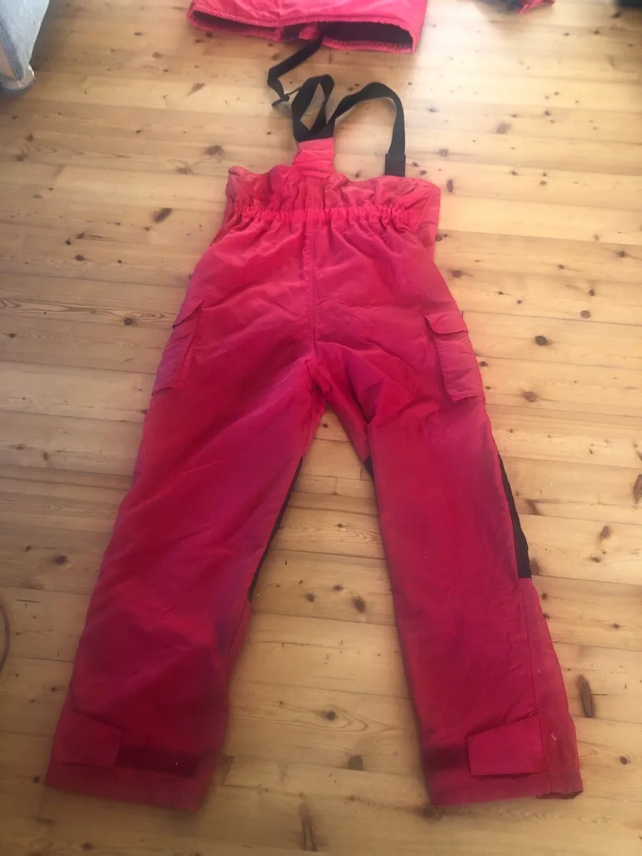 Floatation suit 1 - Image 3