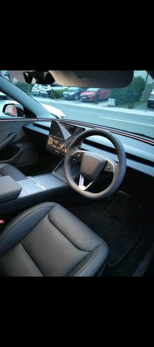 Tesla Model 3 RWD - Image 3