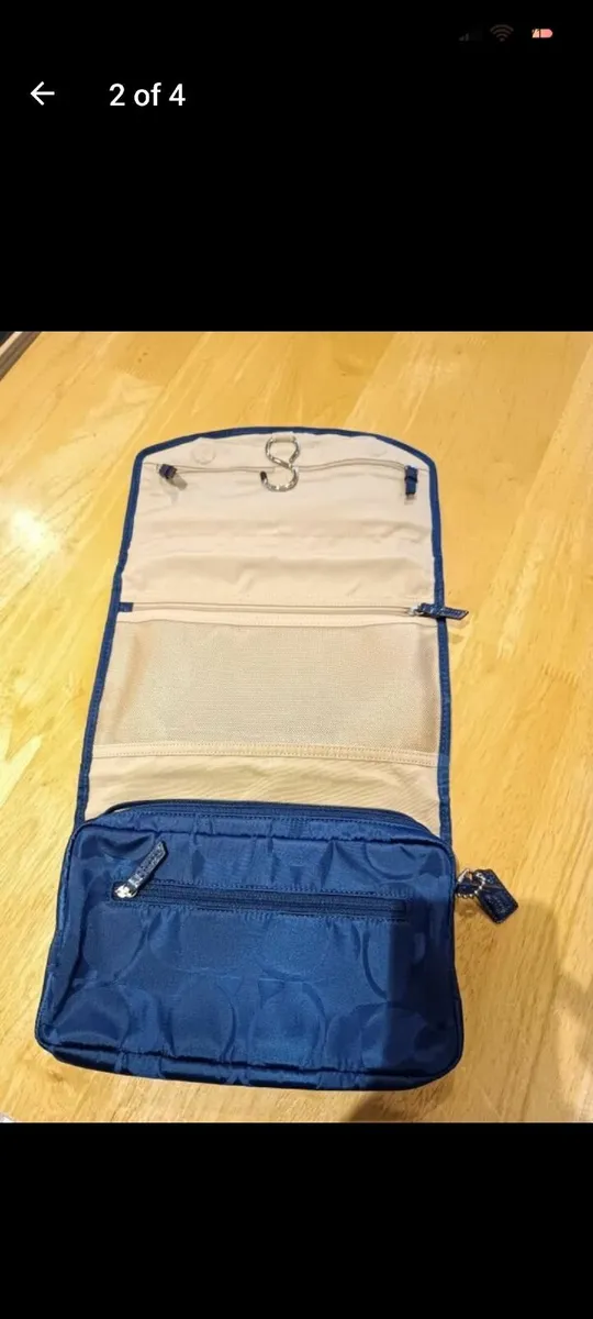 Coach toiletries bag - Image 3