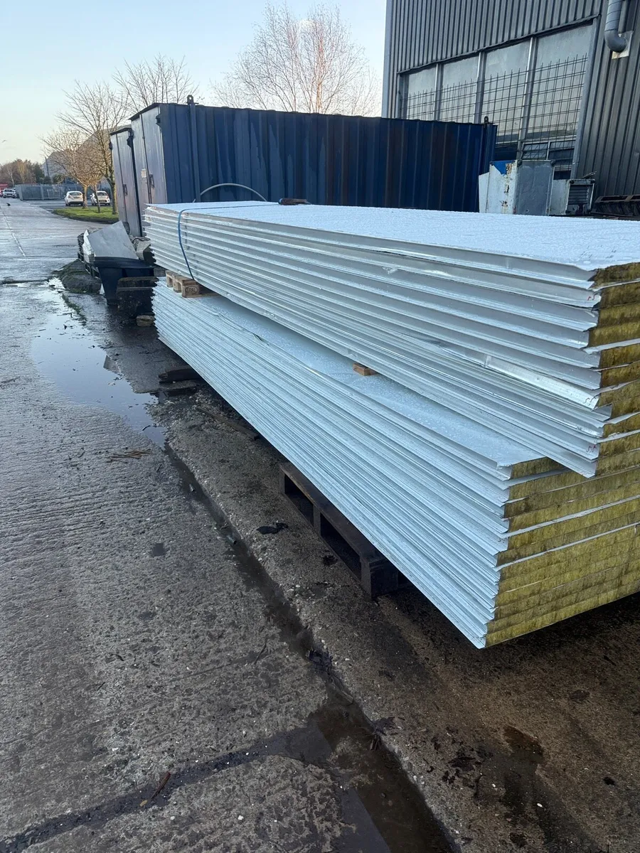 Insulated fridge panel 50mm 18ft long x 45” wide - Image 1