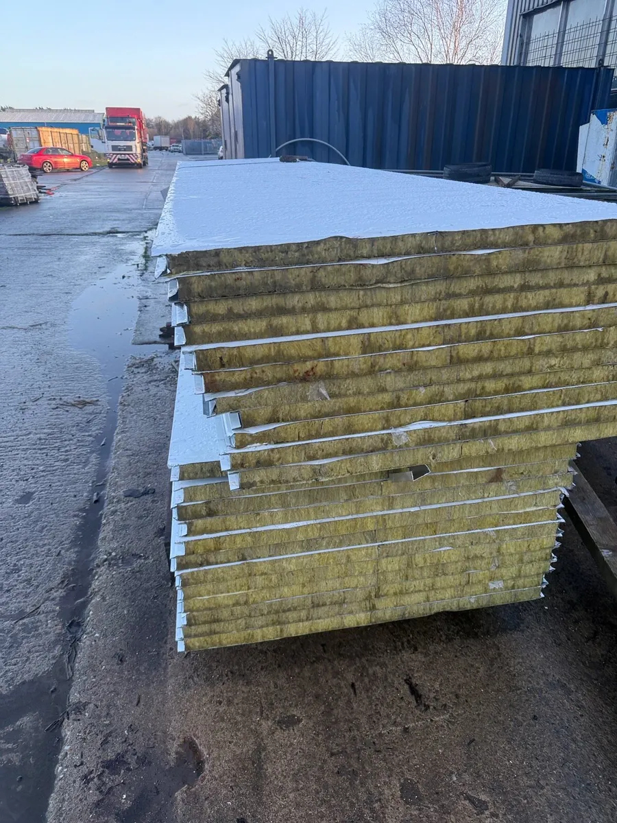 Insulated fridge panel 50mm 18ft long x 45” wide - Image 3