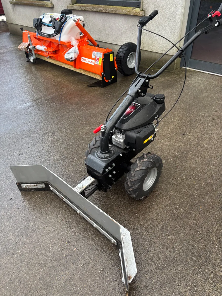 Walk Behind Yardscraper - Image 4