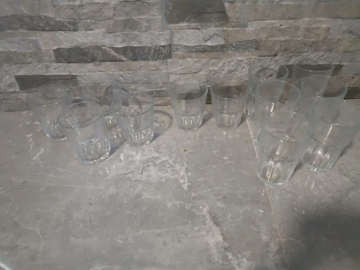 New thick glasses 3 euro each - Image 2