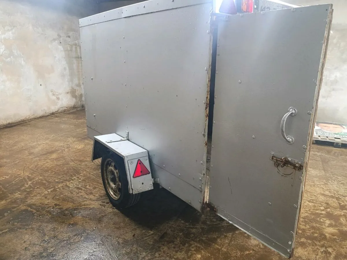 7x4 box trailer - Image 3