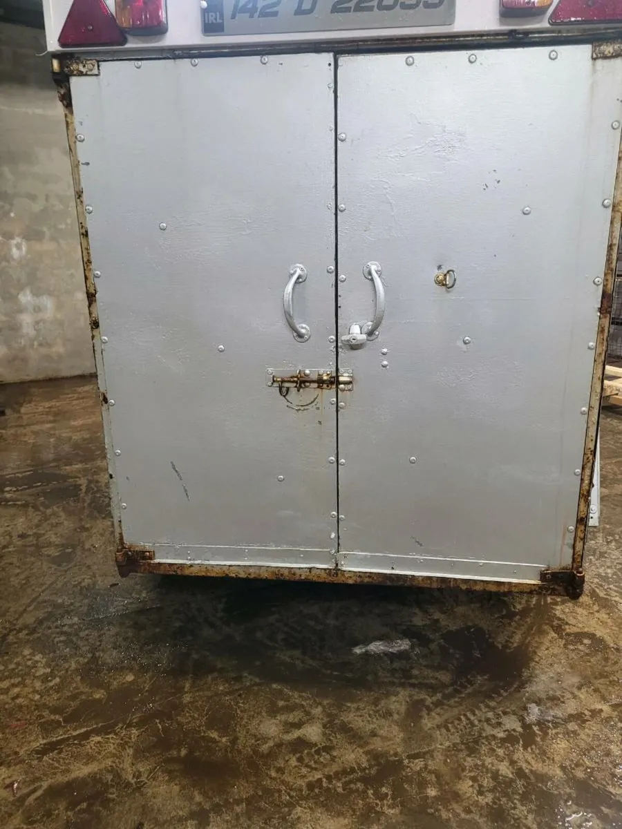 7x4 box trailer - Image 4