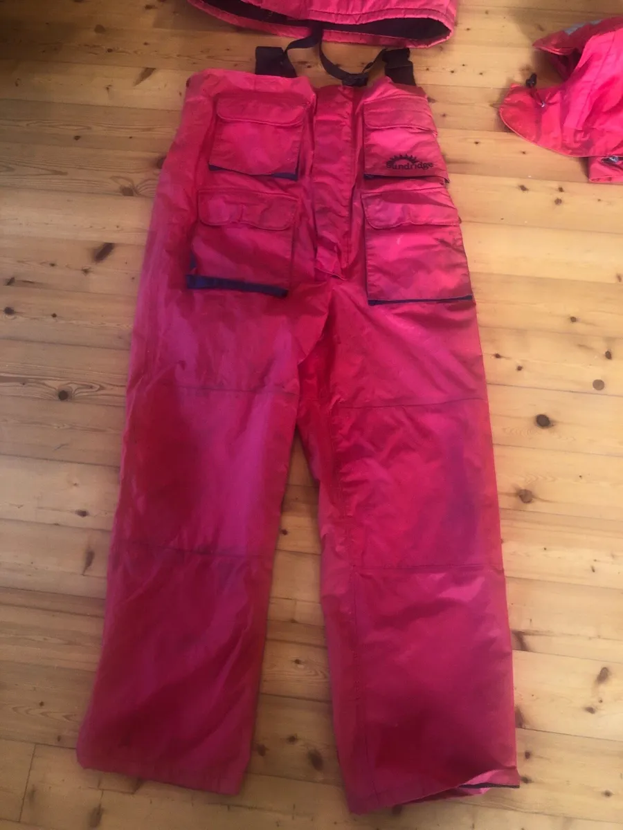 Floatation suit - Image 4