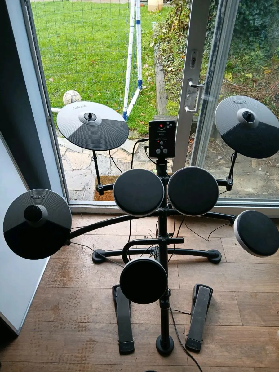 Electronic Drum kit - Image 1