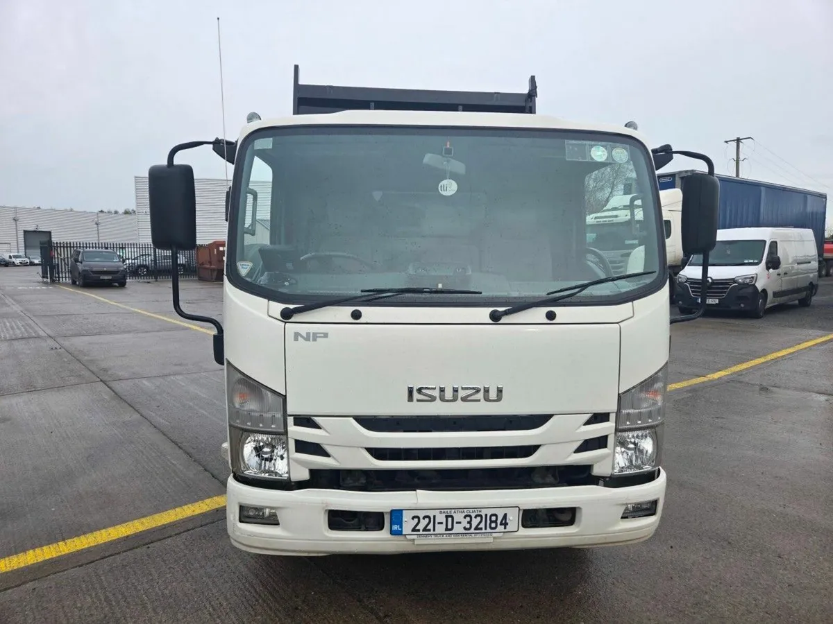 Isuzu NPR NPR75 7.5T Tipper - Image 2