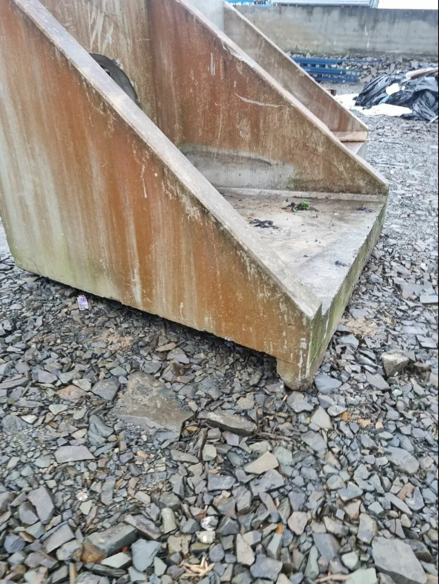 Concrete headwalls - Image 4