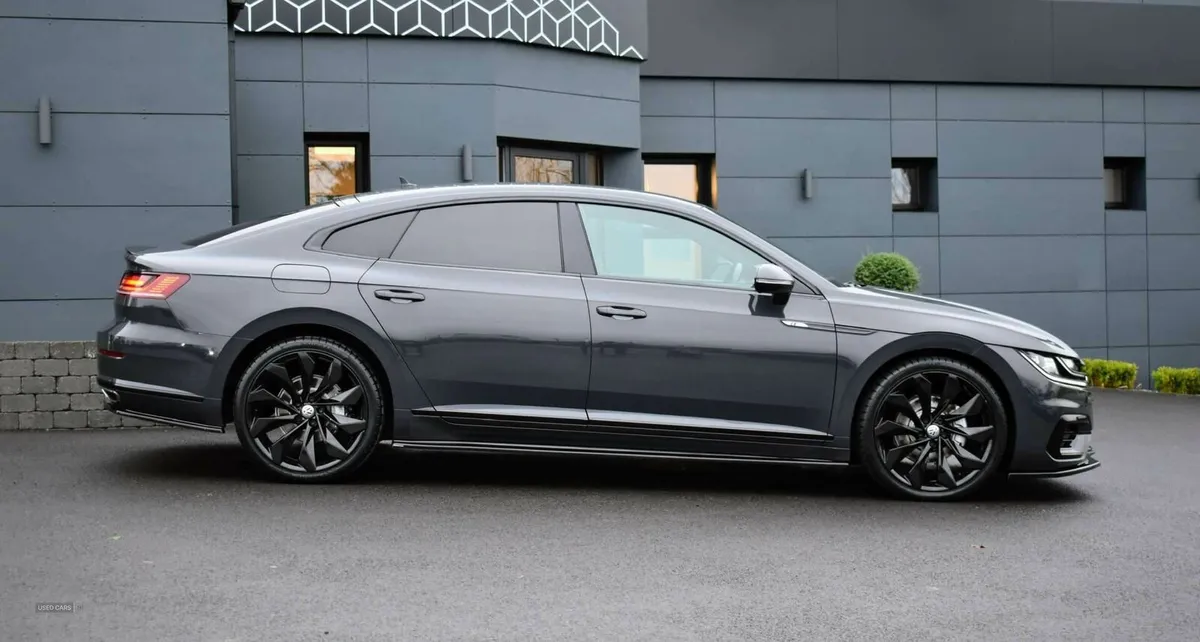 Volkswagen Arteon 2.0 Arteon R-Line TDI Semi-Auto - Image 4