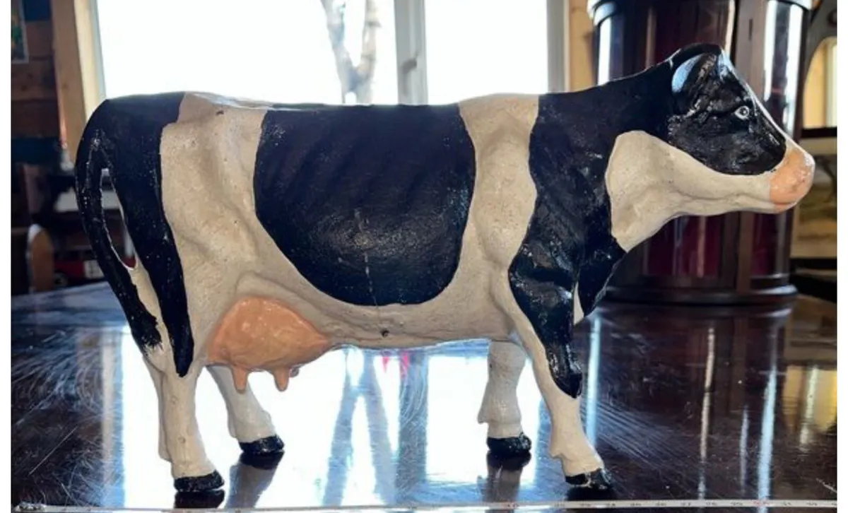 36 cm cast iron cow - Image 1