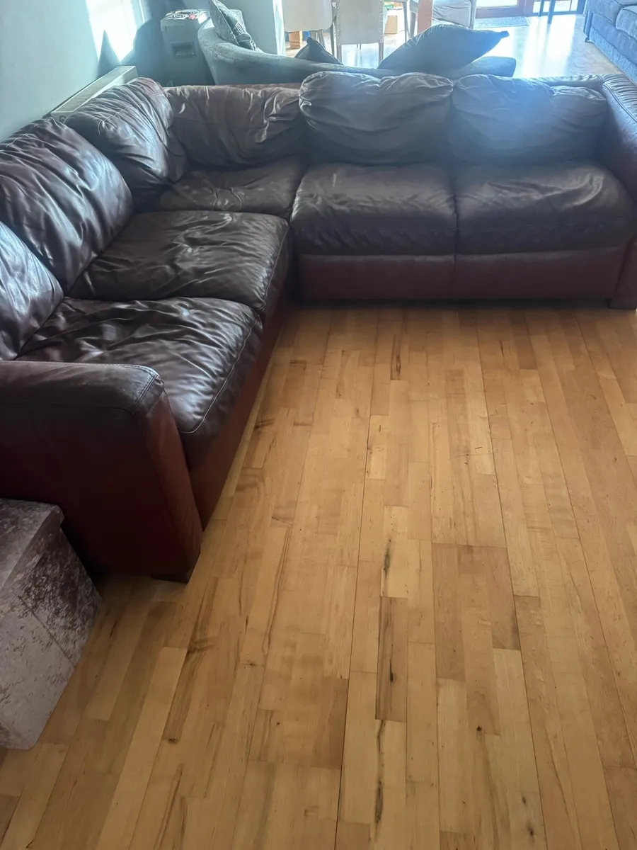 Leather sofa - Image 3