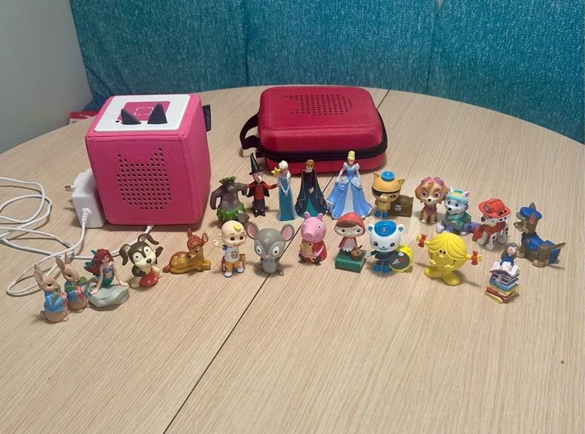 Tonie Box and 21 Tonies - Image 1