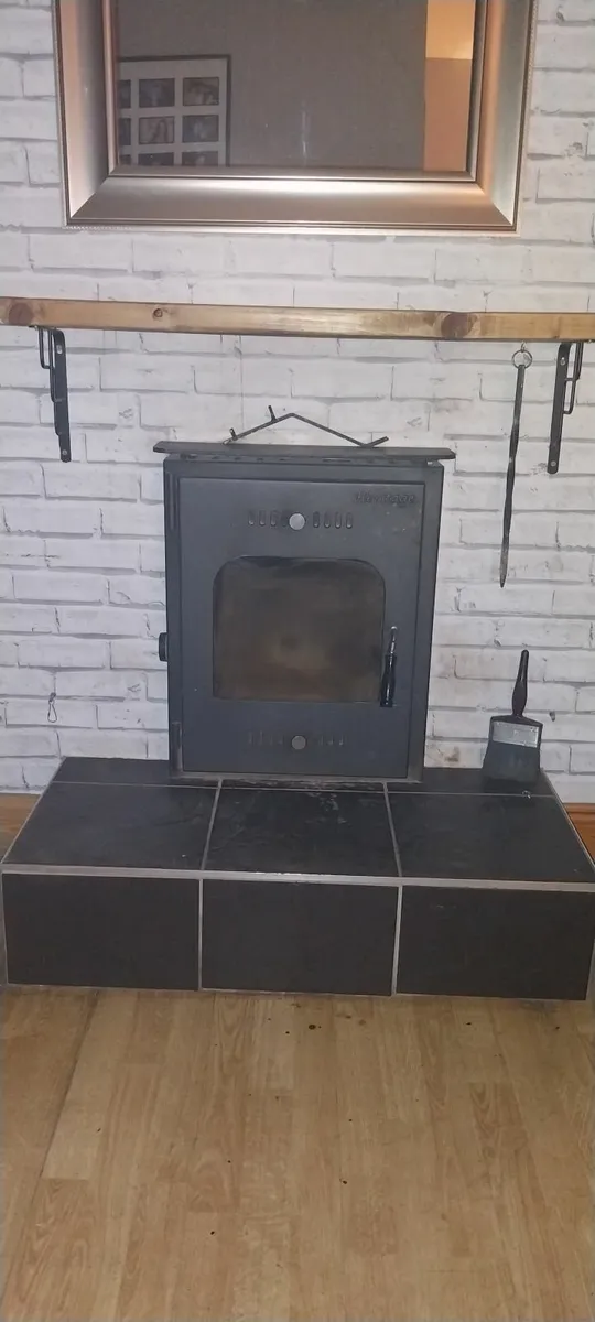 Stove - Image 1