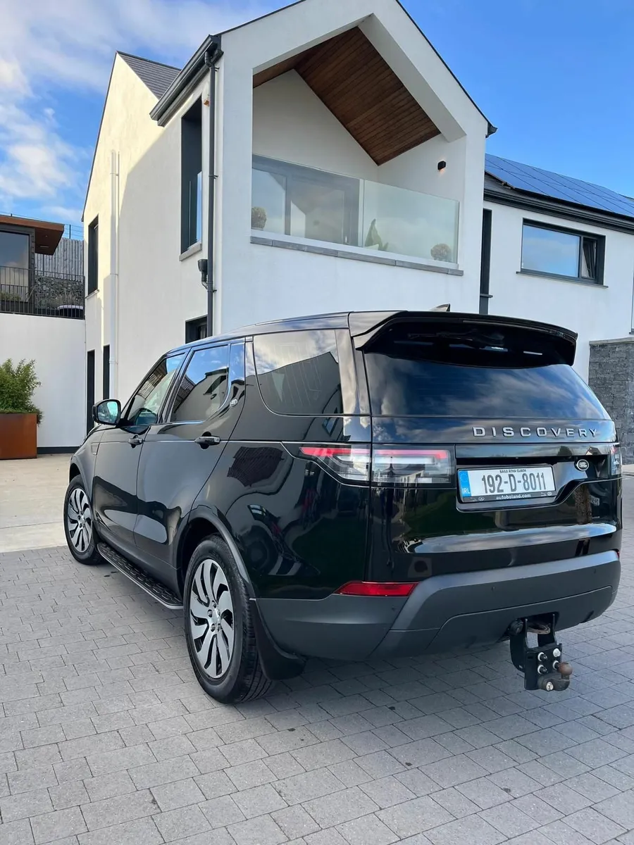 Land Rover Discovery 2019 - Image 3