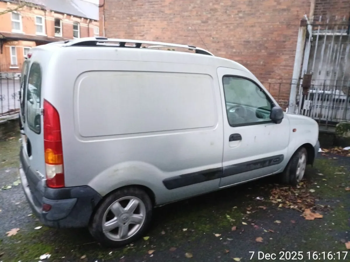 Renault Kangoo  spare or repairs alloys roof racks - Image 1