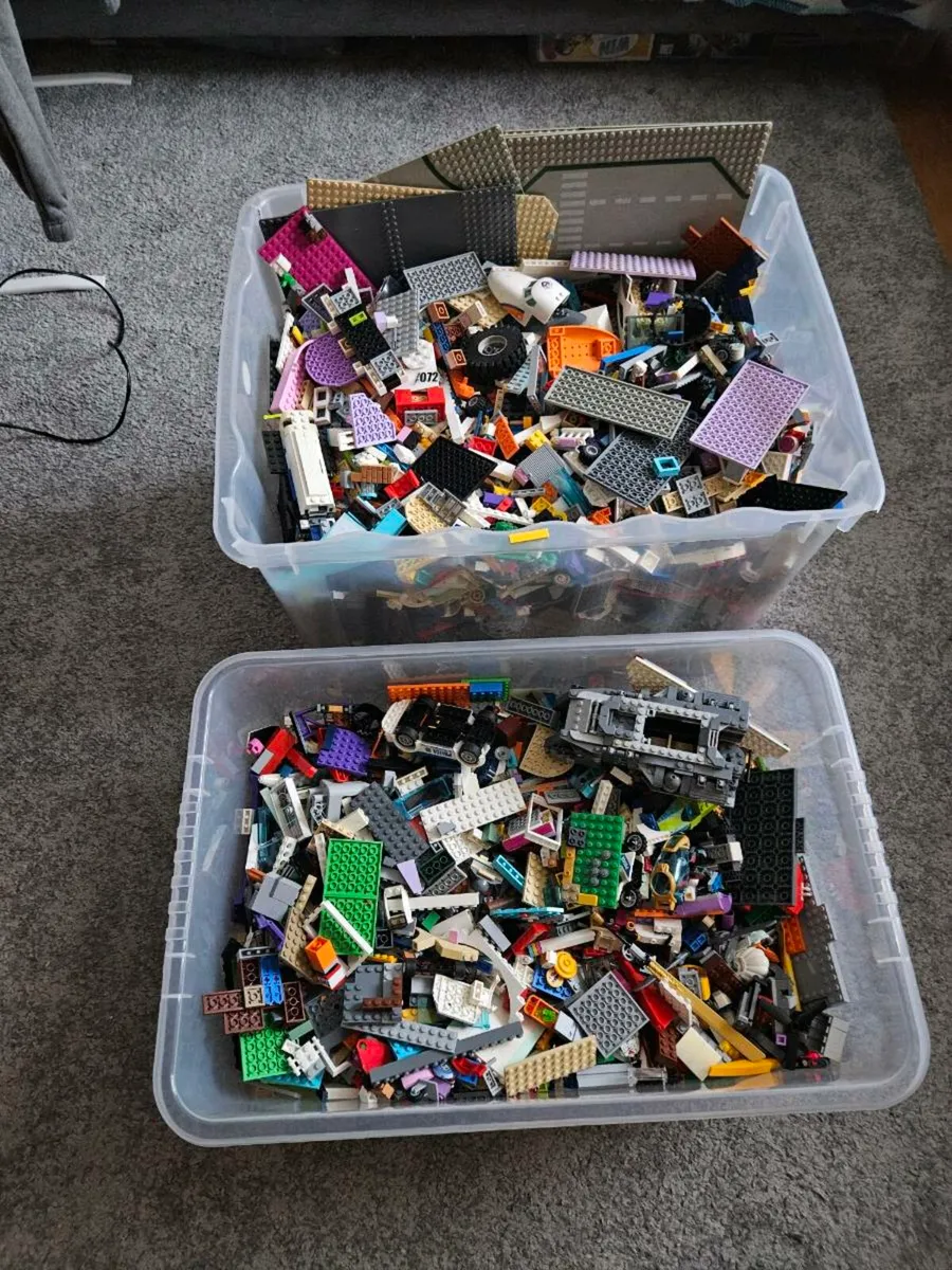 Lego parts 25kg - Image 1