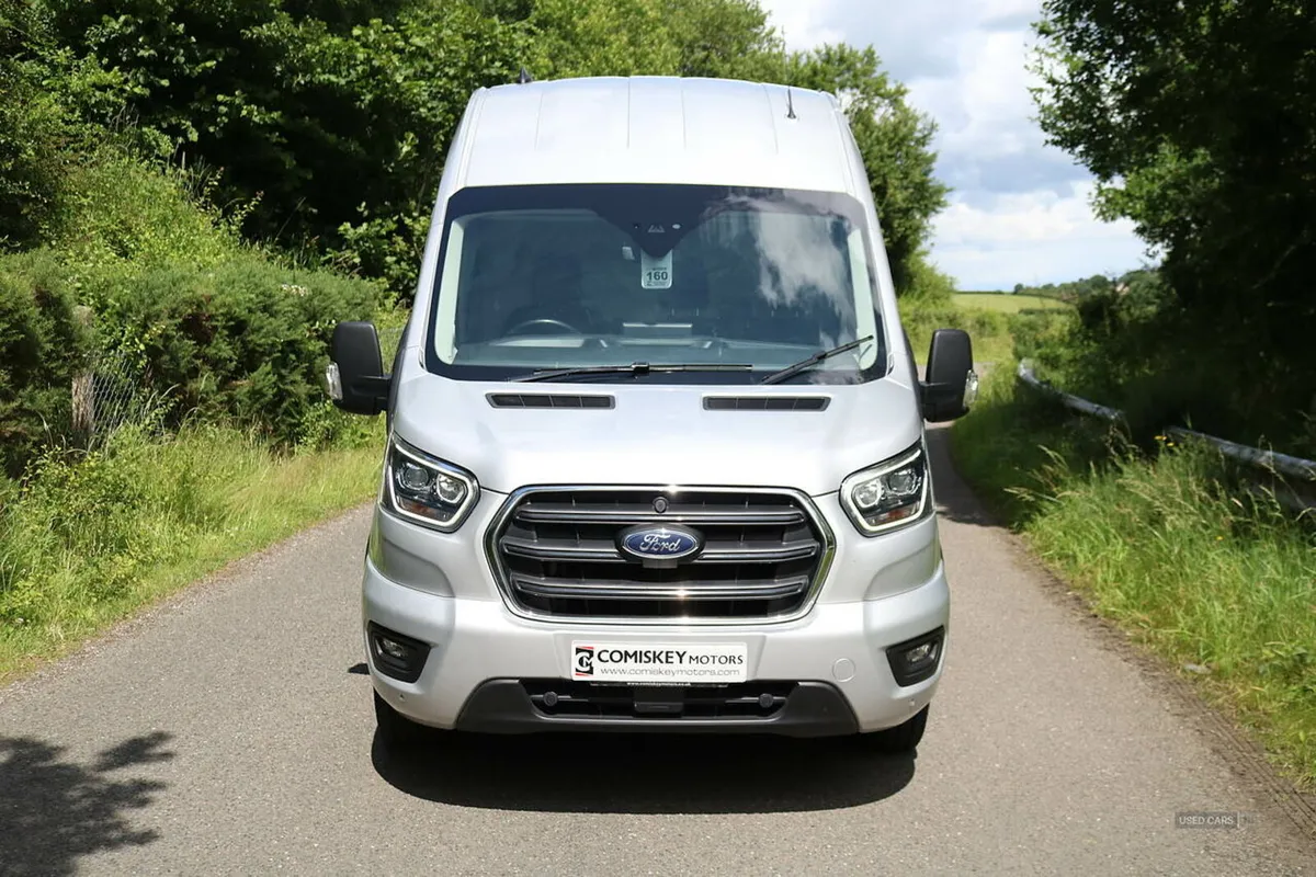 Ford Transit 350 EcoBlue MHEV Limited - Image 2