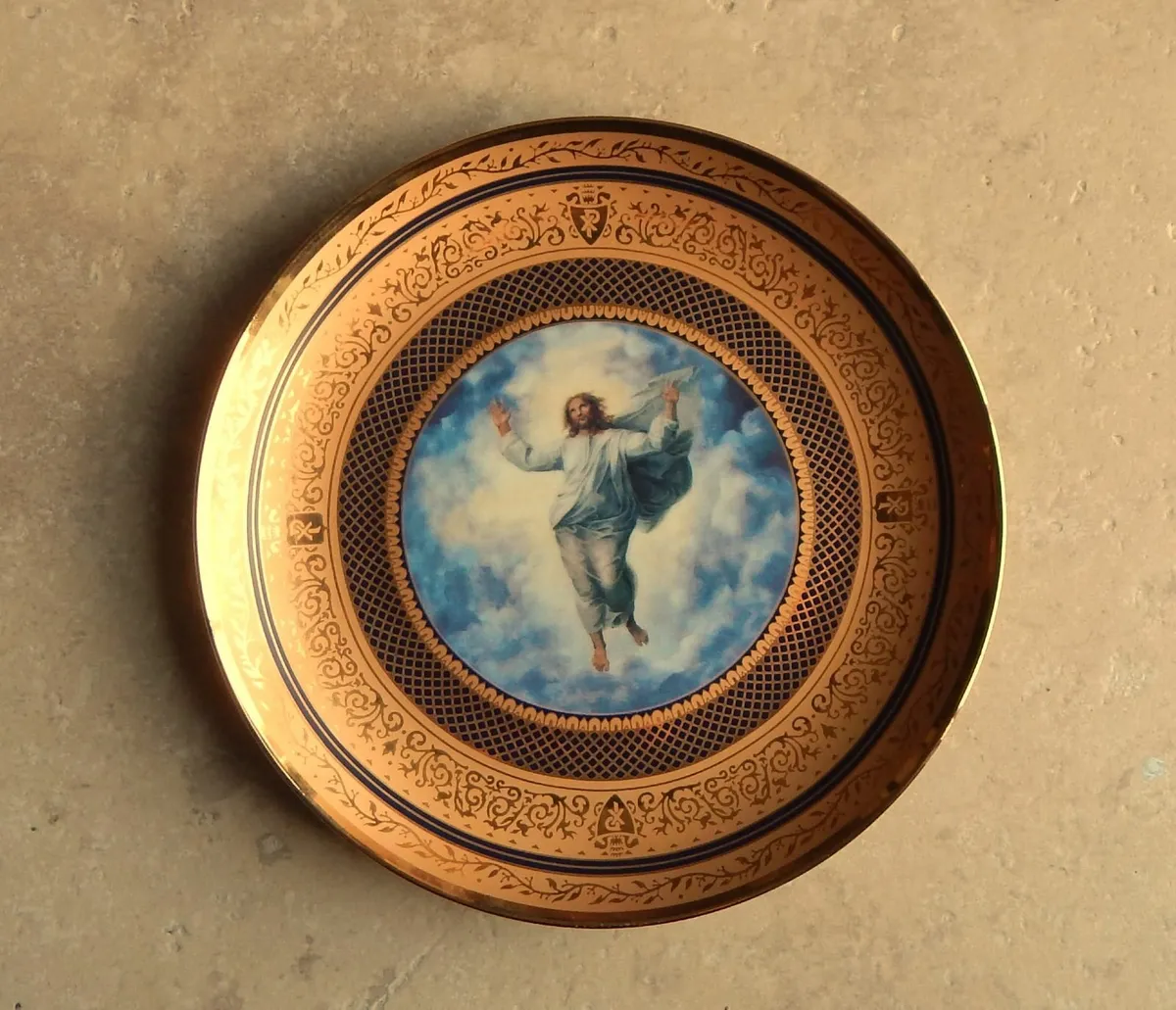 Vatican Museum Limited Edition Porcelain Plate - Image 1