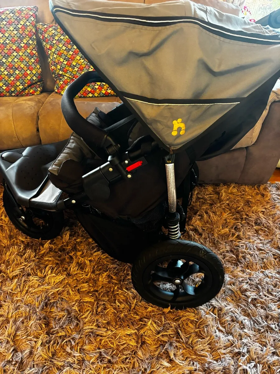 Out n about double - Image 2