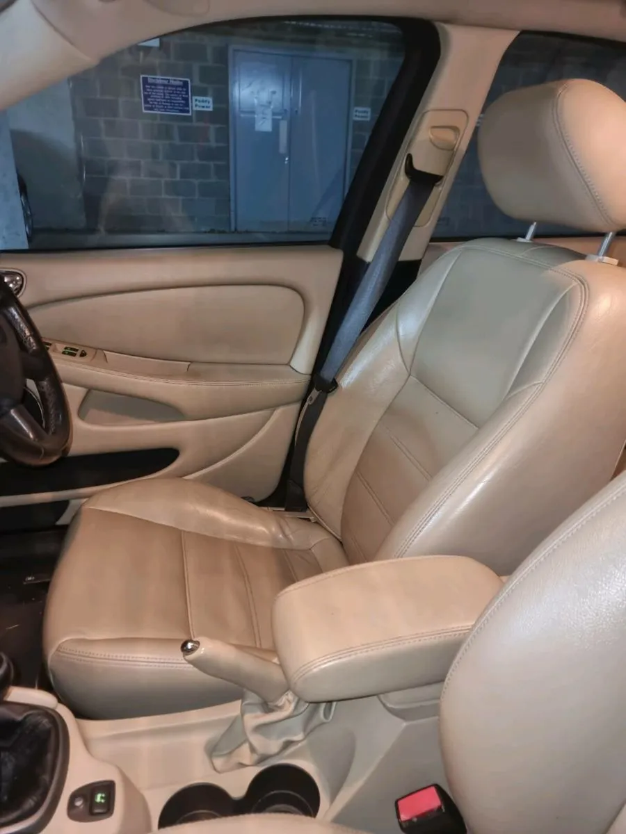 Jaguar X-Type - Image 3