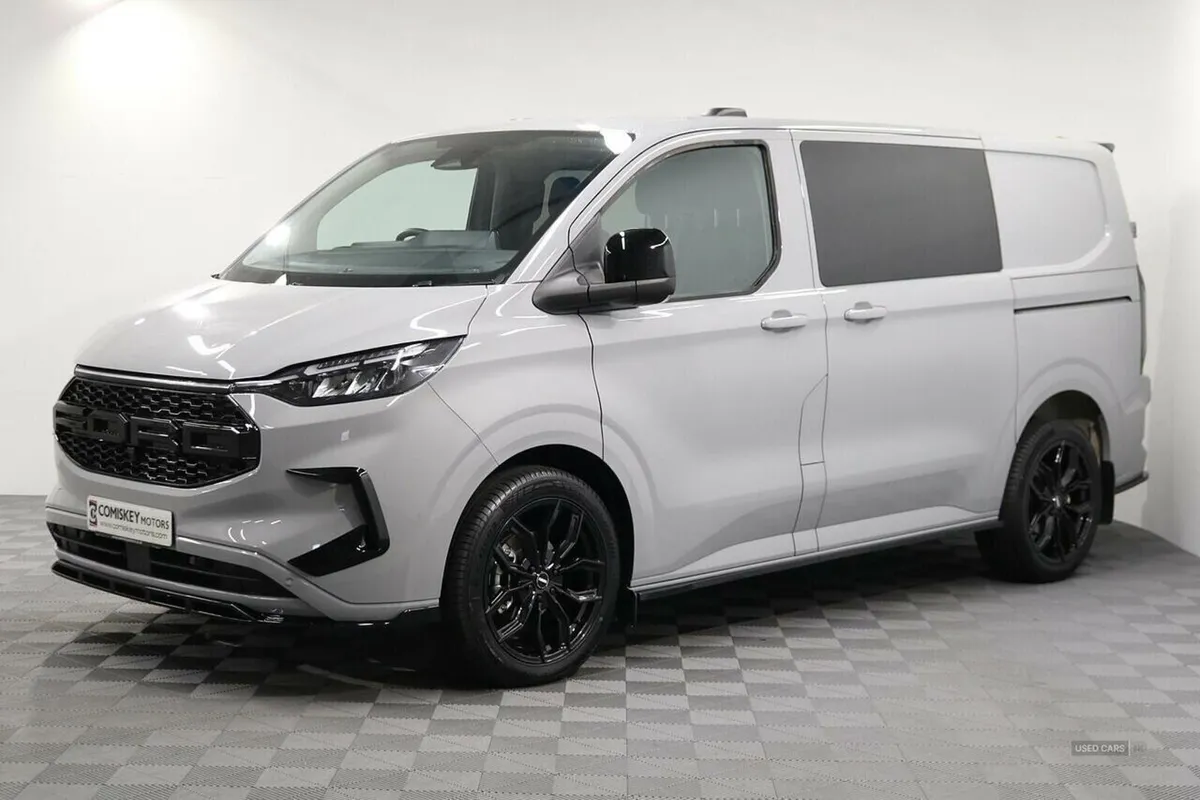 Ford Transit Custom 320 EcoBlue Limited Crew Van D - Image 3